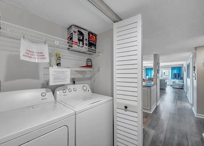 Apartment Dollar 401 *